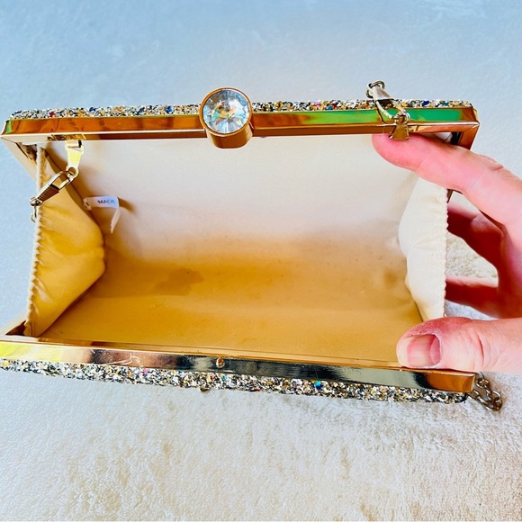 COCO BANANAS SPARKLE THROUGH THE NIGHT CONVERTIBLE CROSSBODY CHAIN STRAP - Picture 6 of 11